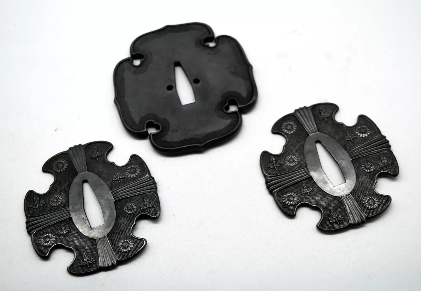 High Quality tsuba(family crest) for japanese sword tachi katana
