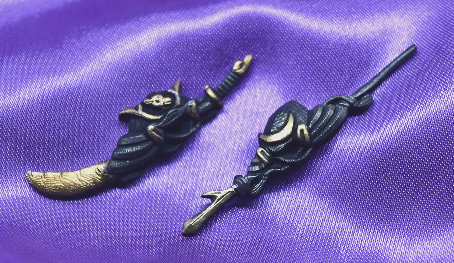 pair of japanese sword menuki for katana wakziashi and tanto tsuka