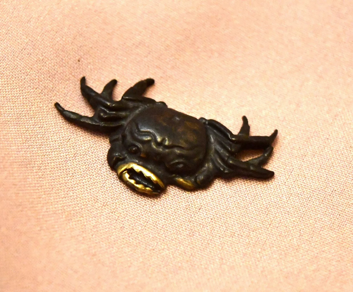 High Quality japanese sword menuki crab for tsuka katana wakziashi and tanto