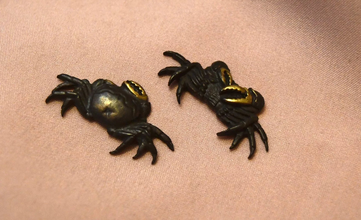 High Quality japanese sword menuki crab for tsuka katana wakziashi and tanto